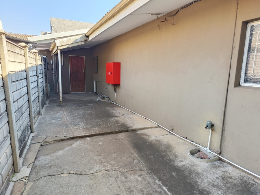 Commercial Property for Sale in Bodorp North West
